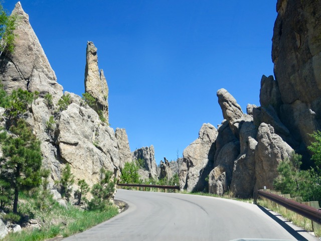 Raven & Chickadee | Hiking To Crazy Horse: Custer, South Dakota